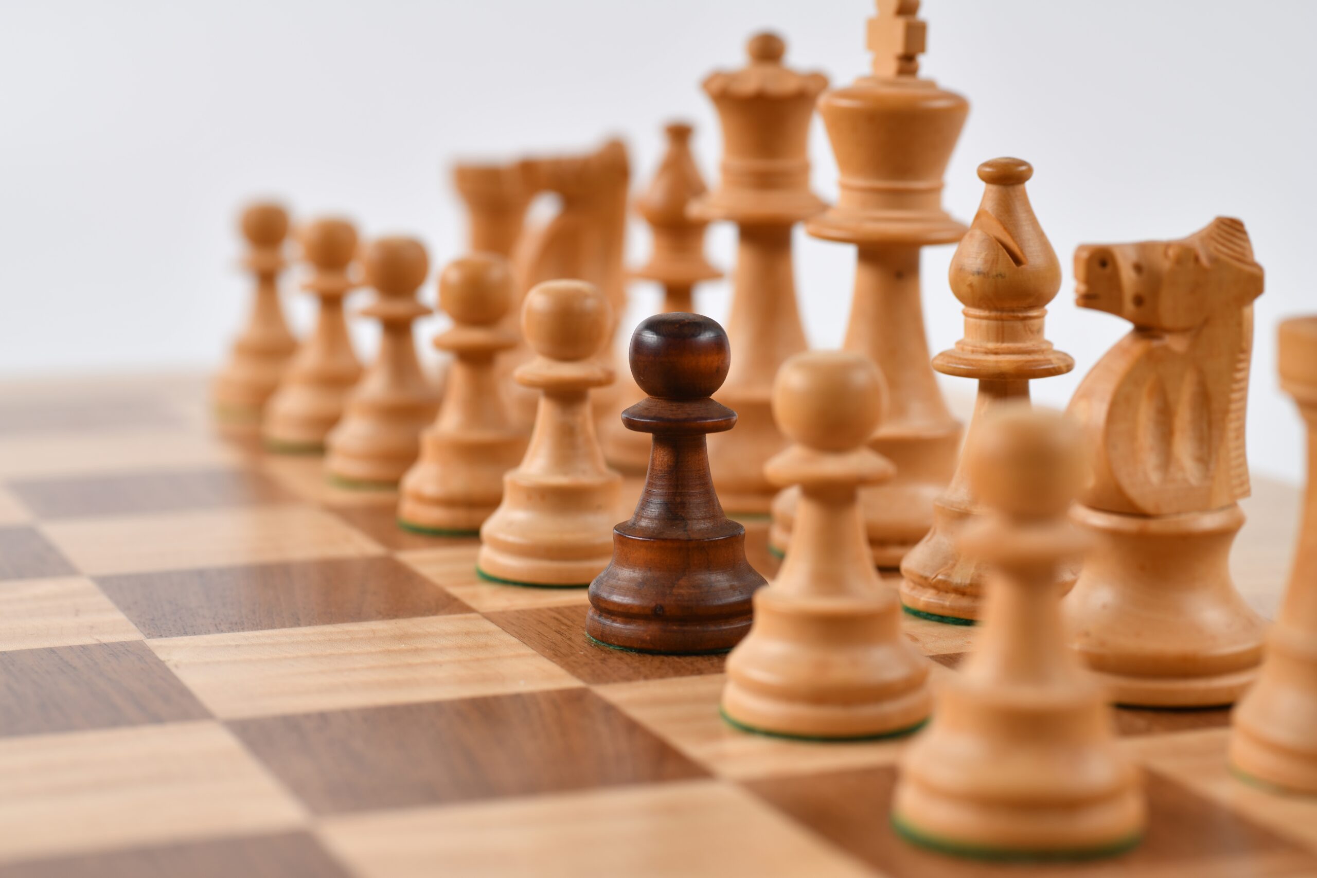 Chess : Develop your pieces